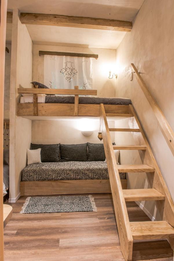 «Σκλάβας Χνάρι» Παραδοσιακός Ξενώνας Apartment Magouliana Екстериор снимка