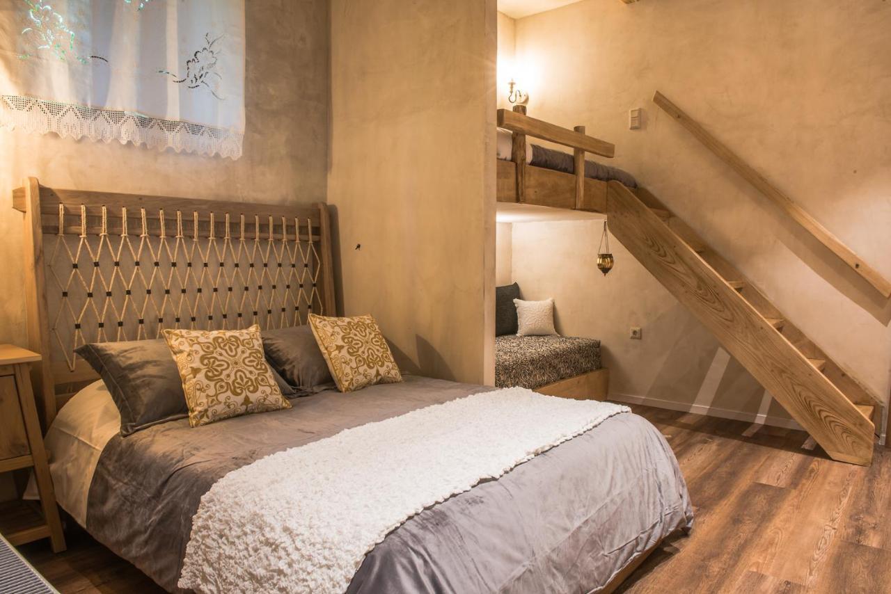 «Σκλάβας Χνάρι» Παραδοσιακός Ξενώνας Apartment Magouliana Екстериор снимка